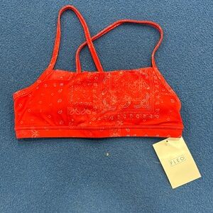 Fleo Women's Vibrant Red Sports Bra